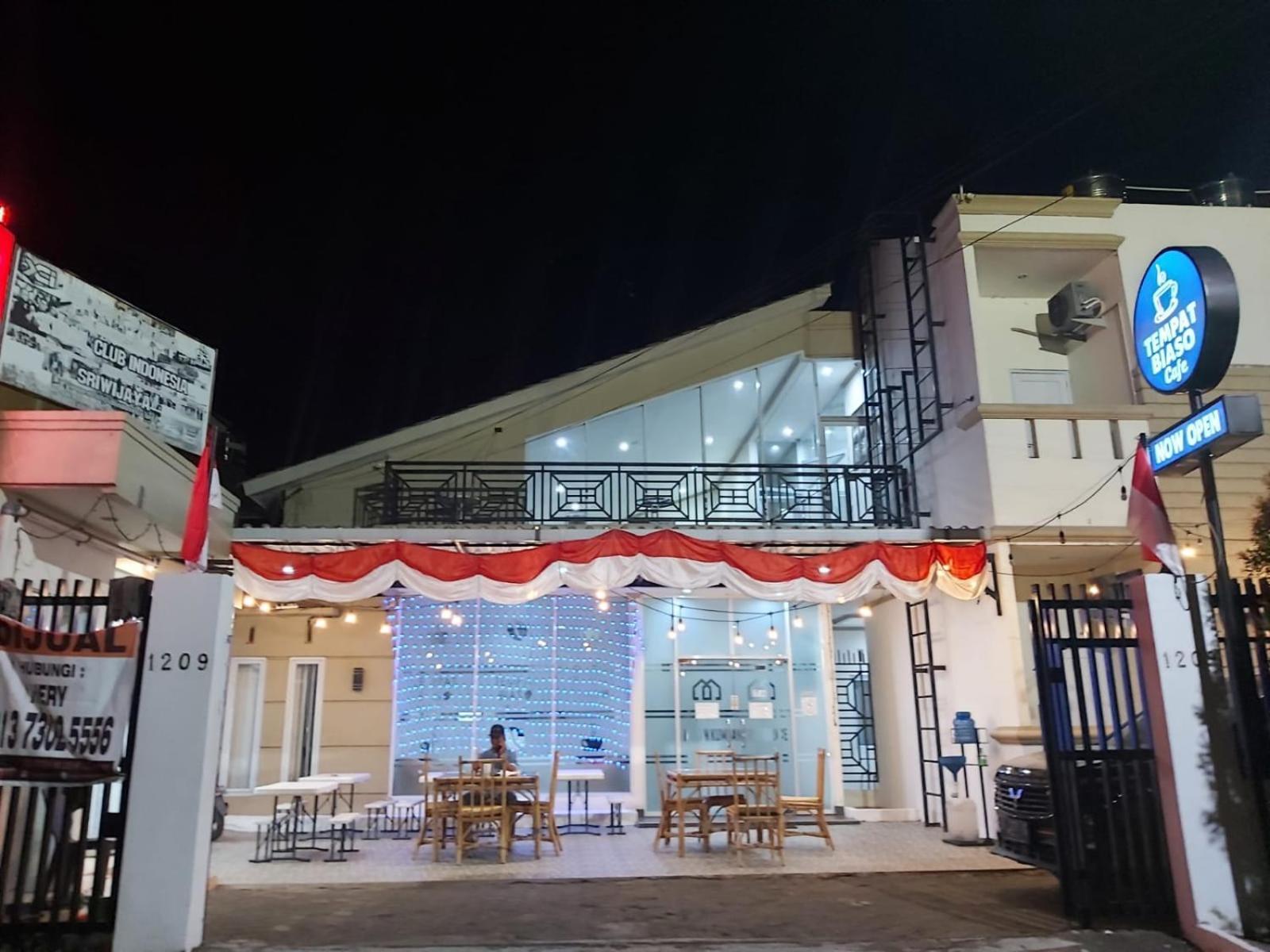 Macan Kumbang Residence Palembang Exterior photo